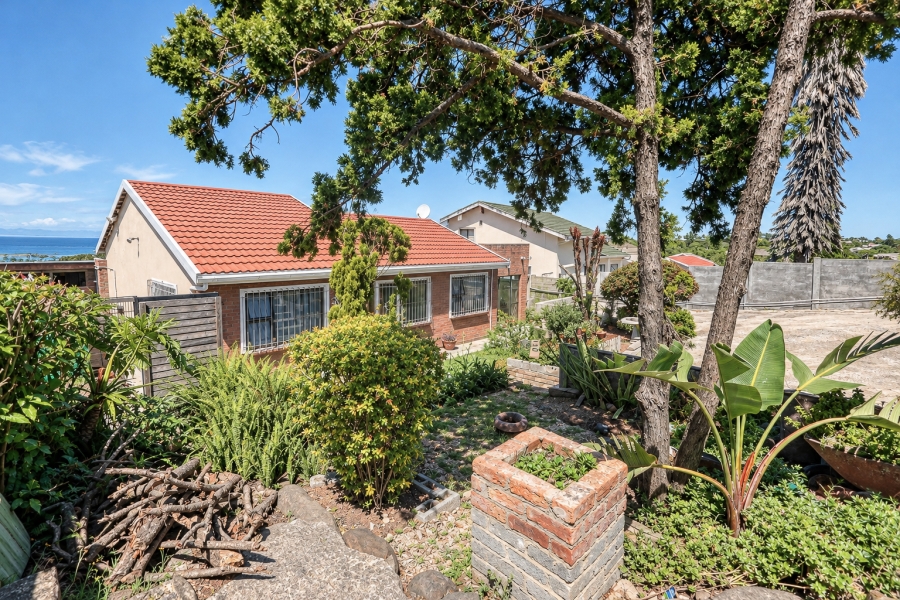 3 Bedroom Property for Sale in Sunnyridge Eastern Cape
